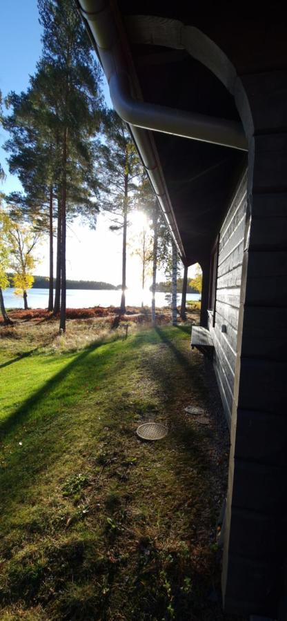 Lakeside Log Cabin Framby Udde Falun Buitenkant foto