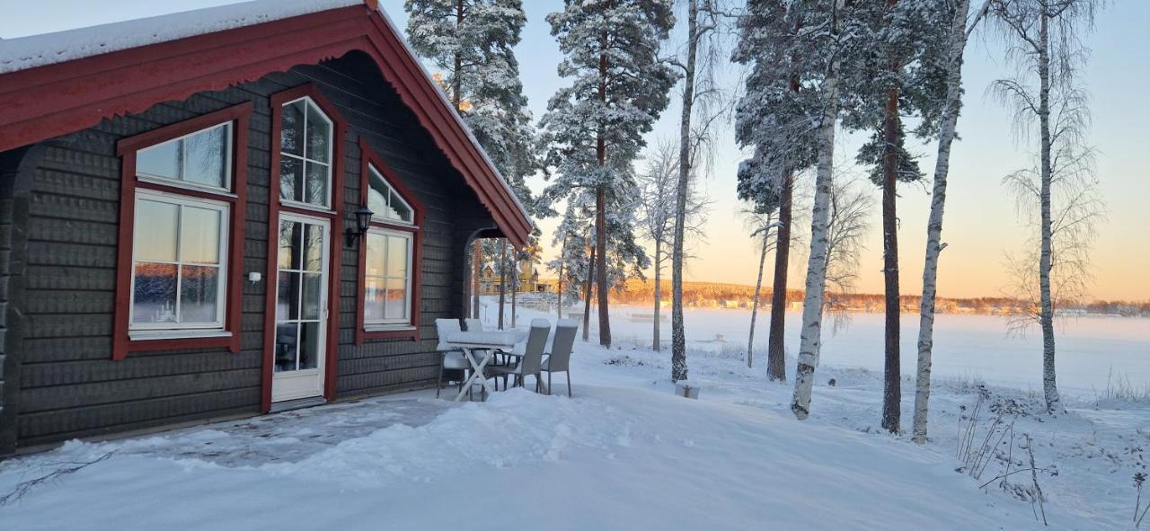 Lakeside Log Cabin Framby Udde Falun Buitenkant foto